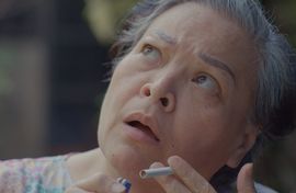 Sheila Francisco contemplates life and art in Leonor Will Never Die / Photo: Carlos Mauricio, courtesy of Music Box Films